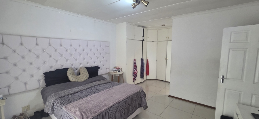 3 Bedroom Property for Sale in Northview Northern Cape